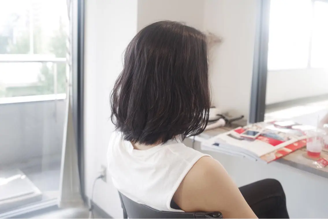 ミディアム etore 矢場町 南沙希のヘアスタイル