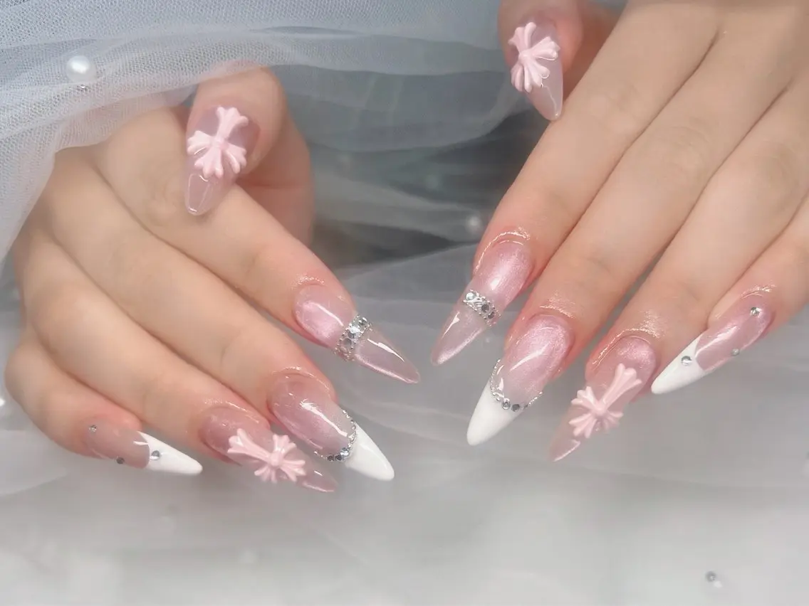 ネイル ブルー チークネイル ドット フレンチネイル ジェルネイル ハンドネイル Kei Nail 長さ出し 付け放題のネイルデザイン