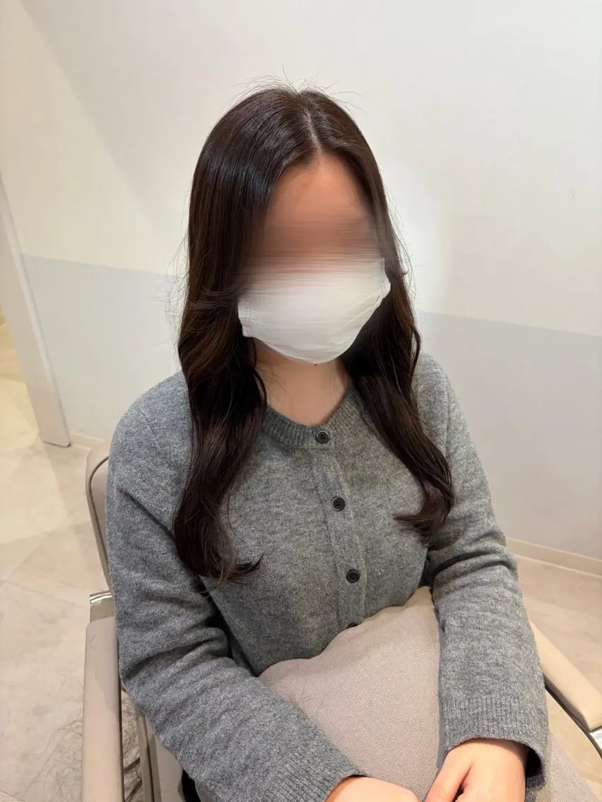 ロング カラー ブラウンカラー くびれヘア 韓国風ヘア カット ヘアカラー 韓国ヘア・カラー 🩵SHIZUKUのヘアスタイル
