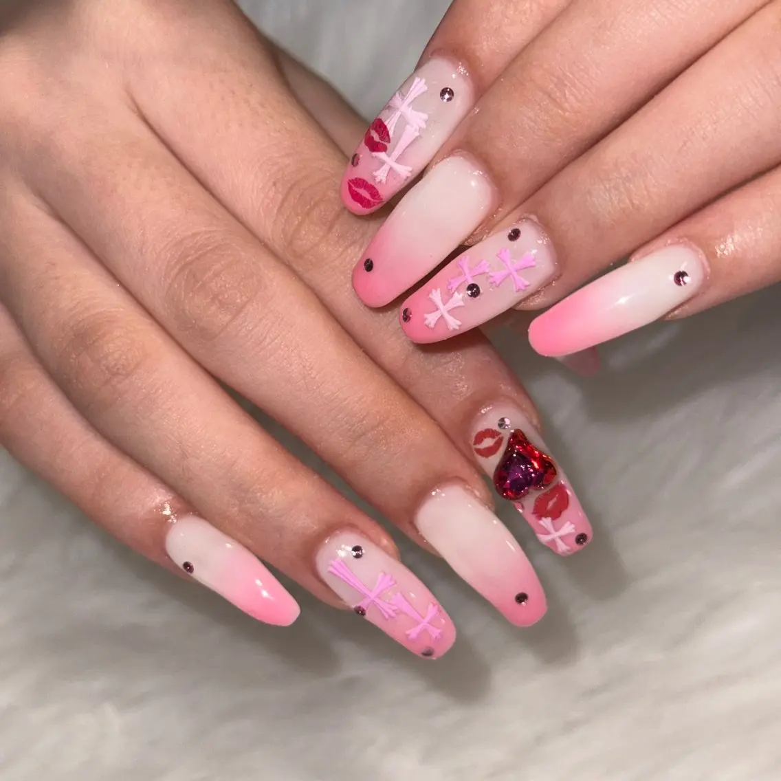 ネイル ハンドネイル 💖𝓜𝓲𝓸 /7月予約受付中💖のネイルデザイン