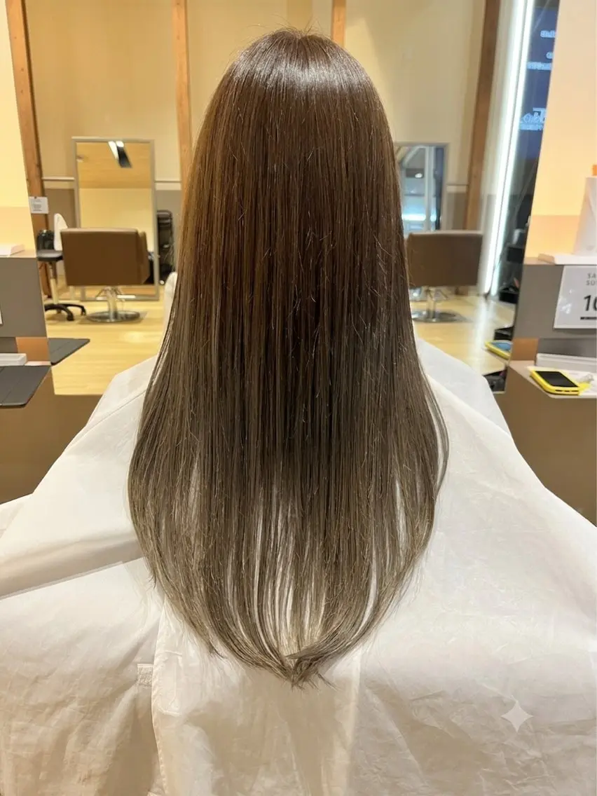 ロング 顔周りカット レイヤーカット 渡邉 奈美のヘアスタイル