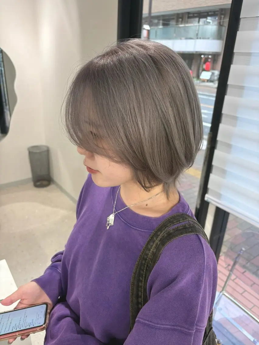 ショート カラー カット ヘアカラー 透明感/地毛風カラー AYAKAのヘアスタイル
