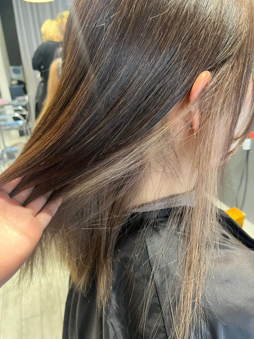 セミロング カラー インナーカラー ヘアカラー 🫧鈴木ちゃん🫧 似合わせ✖️個性🫧のヘアスタイル