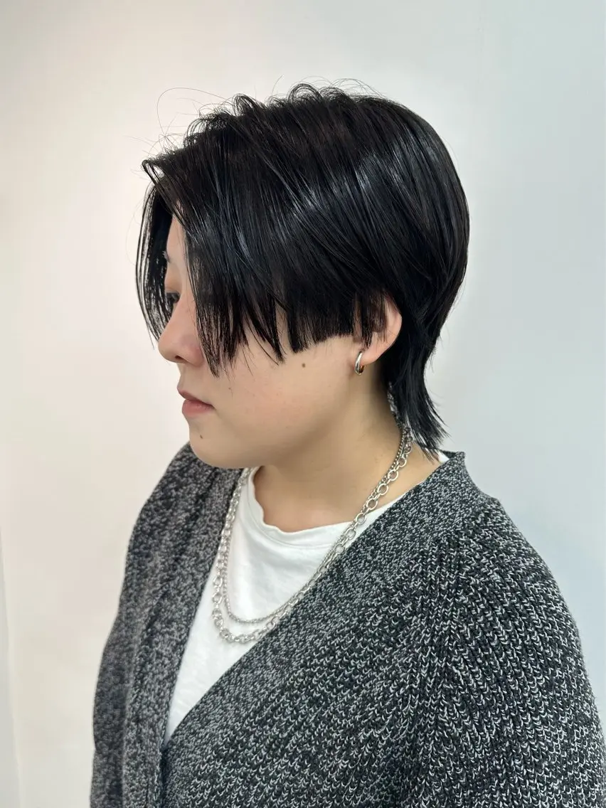 ショート カラー メンズ メンズデザインカット メンズウルフカット デザインカット ハッシュカット レイヤーカット カット ヘアカラー トリートメント MOE /Zina横浜2ndのヘアスタイル