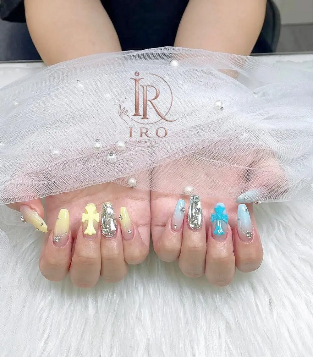 ネイル ハンドネイル IRO Nail Studioのネイルデザイン