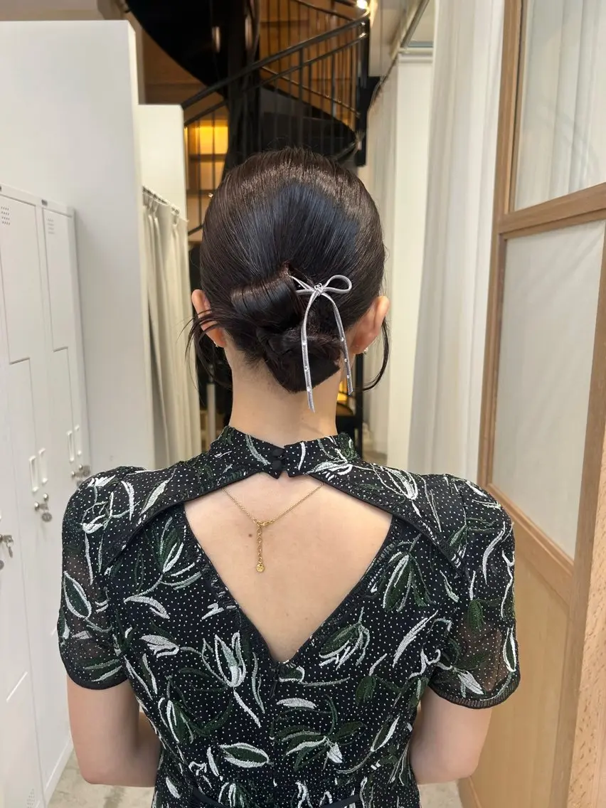 セミロング カラー ヘアアレンジ ヘアセット yuka .のヘアスタイル