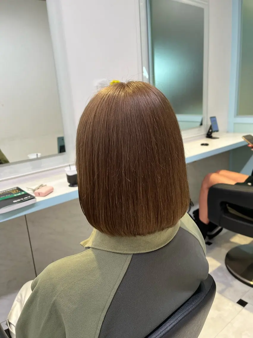 ショート カラー ヘアカラー トリートメント ブリーチカラー 🩵MIZUKIのヘアスタイル