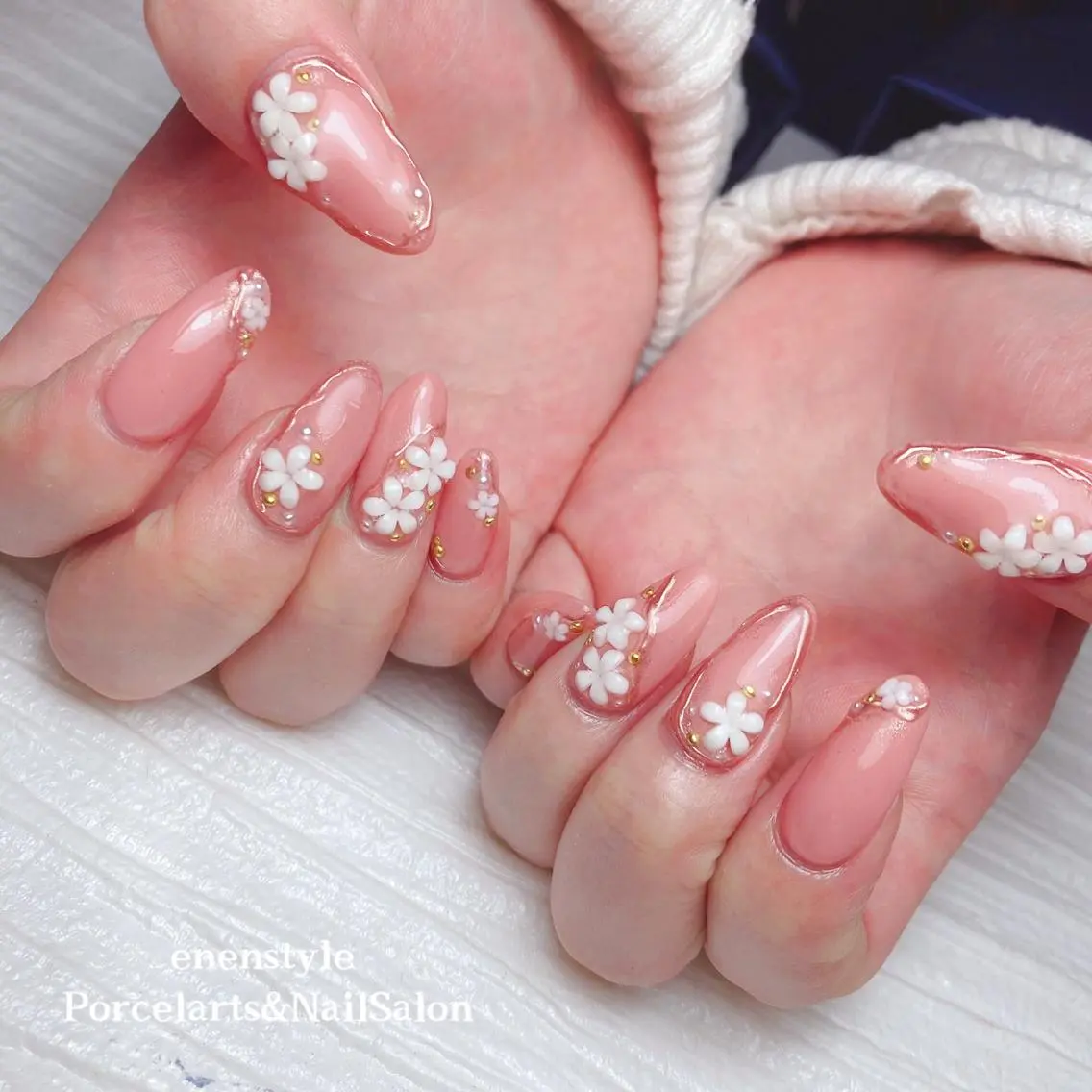 ミディアム ネイル 🐾enen style 🐾のネイルデザイン