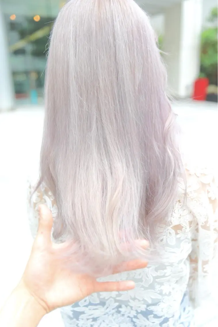U29歳以下☆しっかりハイトーン☆ケアブリーチ2回+イルミナカラー+カット+UTAUoilcareTRの写真