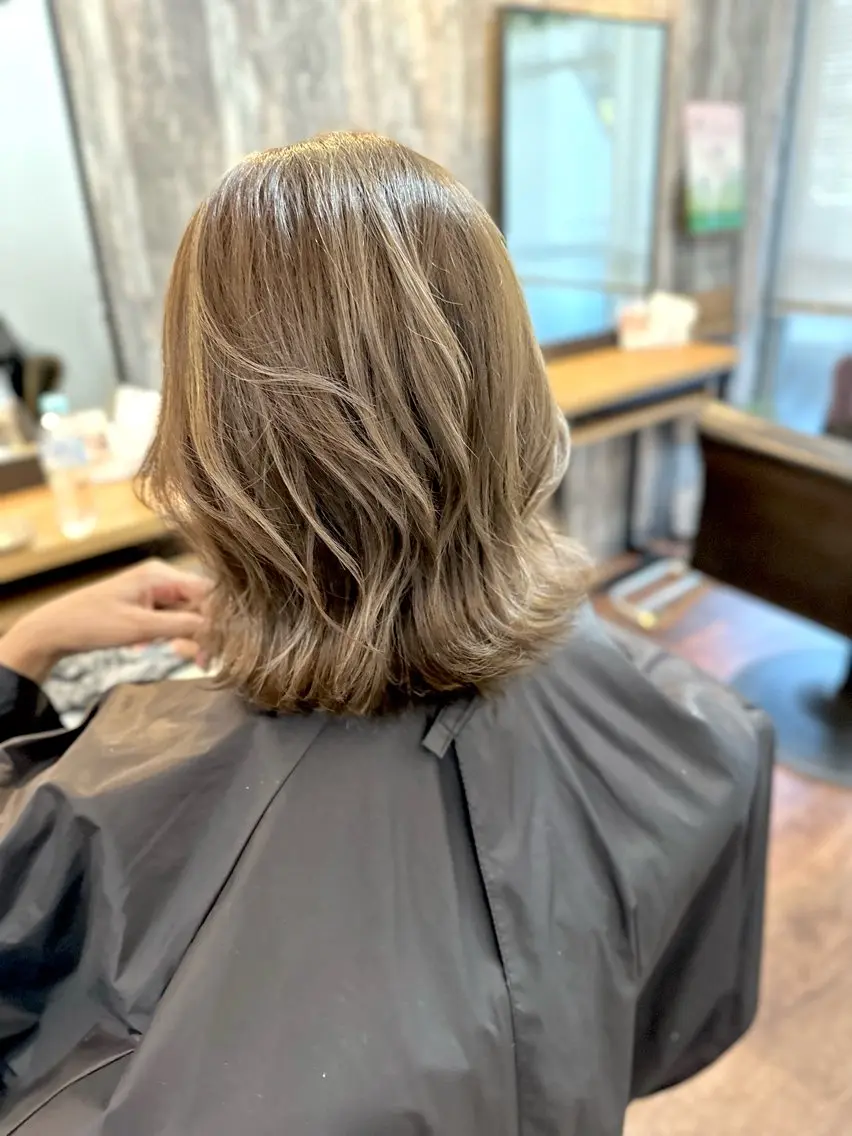ミディアム カラー カット ヘアカラー トリートメント Luzir⭐︎ GEN⭐︎のヘアスタイル