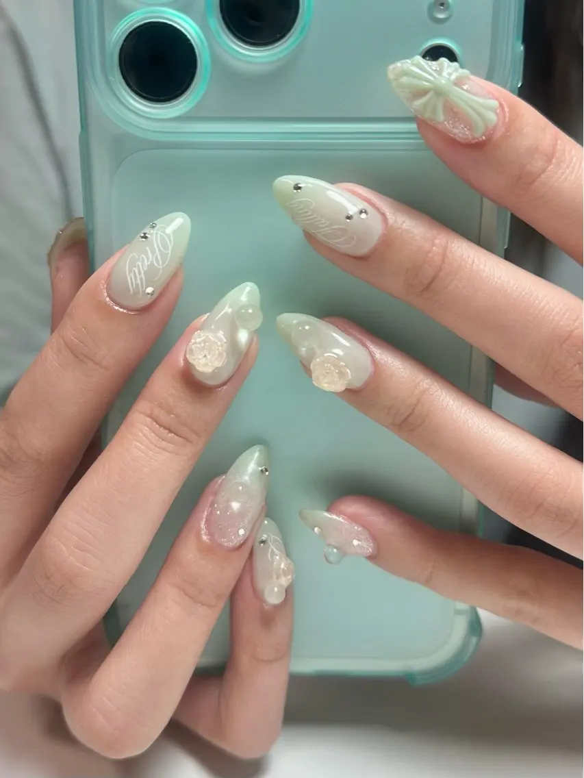 ネイル ハンドネイル 彩 名のネイルデザイン