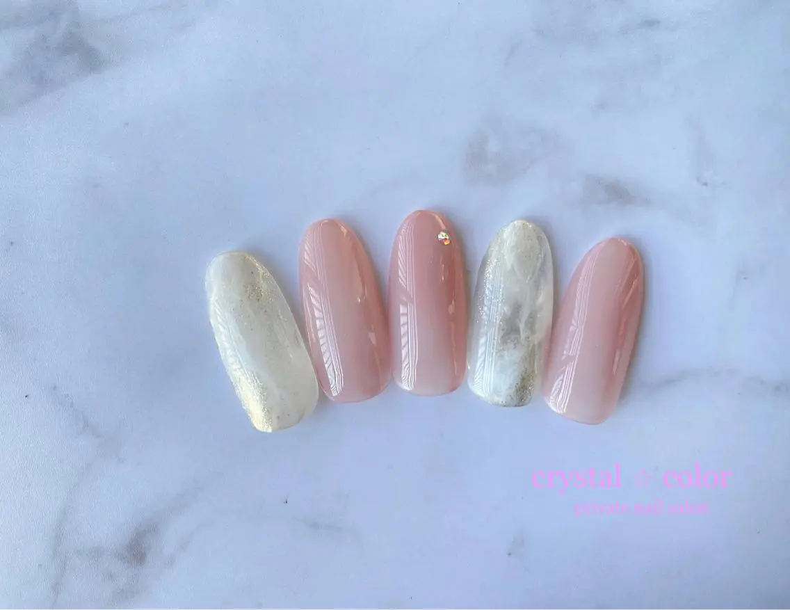 カラー ネイル オフィスネイル crystal ⭐︎ colorのネイルデザイン
