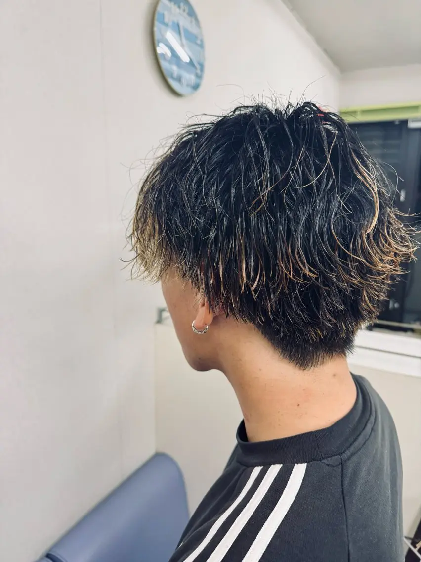 メンズ メンズブリーチ メンズパーマ カット パーマ トリートメント 岡田怜大hair cranialのヘアスタイル