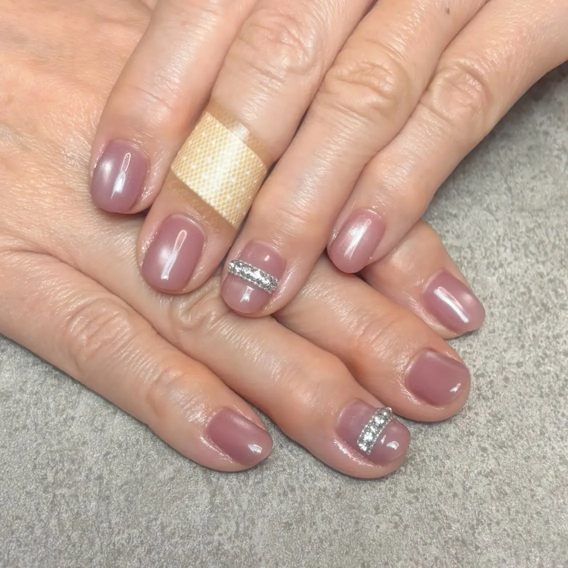 ネイル ハンドネイル nailroom DIASOMNIAのネイルデザイン