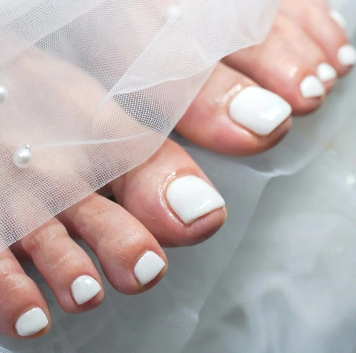 ミディアム フットネイル Re nailのネイルデザイン