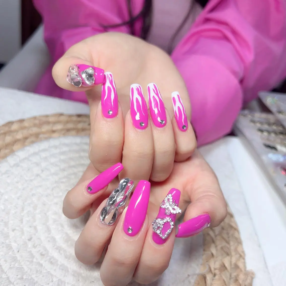 ネイル ハンドネイル M 🌷Nail 長さだし専門店のネイルデザイン