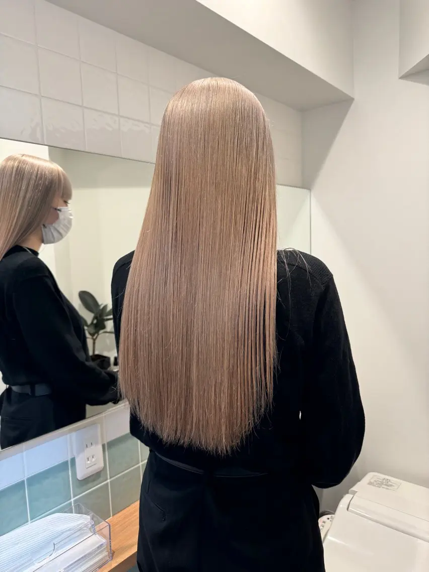 ロング カラー 切りっぱなしボブ レイヤー/縮毛矯正のヘアスタイル