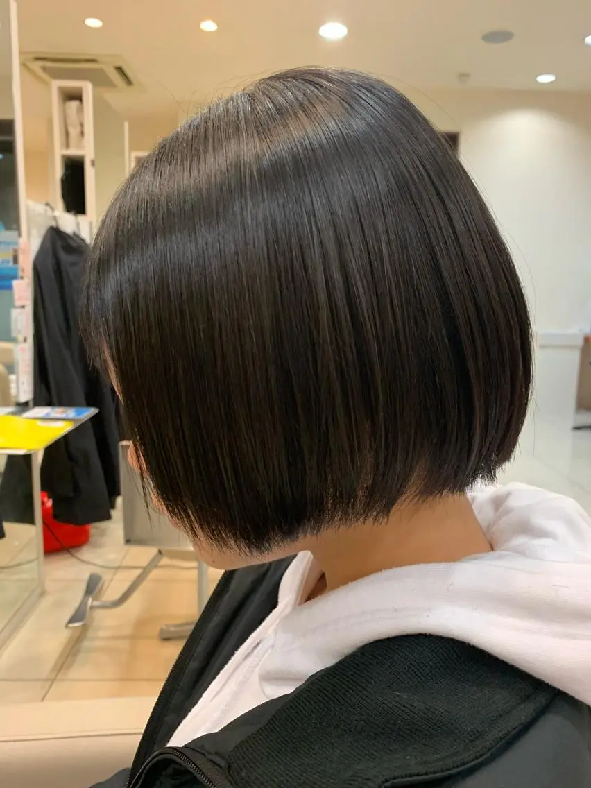 カット+縮毛矯正ショートの写真