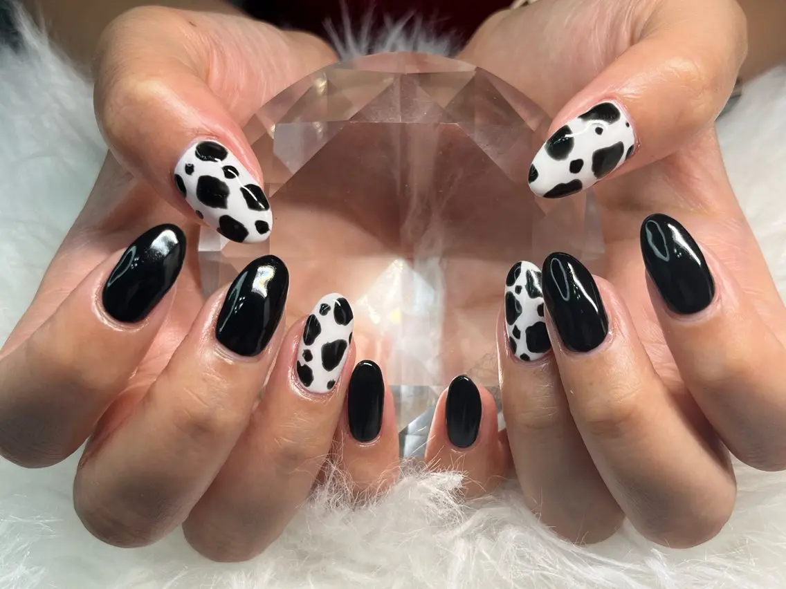 ネイル アートネイル マグネットネイル ニュアンスネイル ワンカラーネイル シンプルネイル ハンドネイル プライベートサロン N's Nailのネイルデザイン