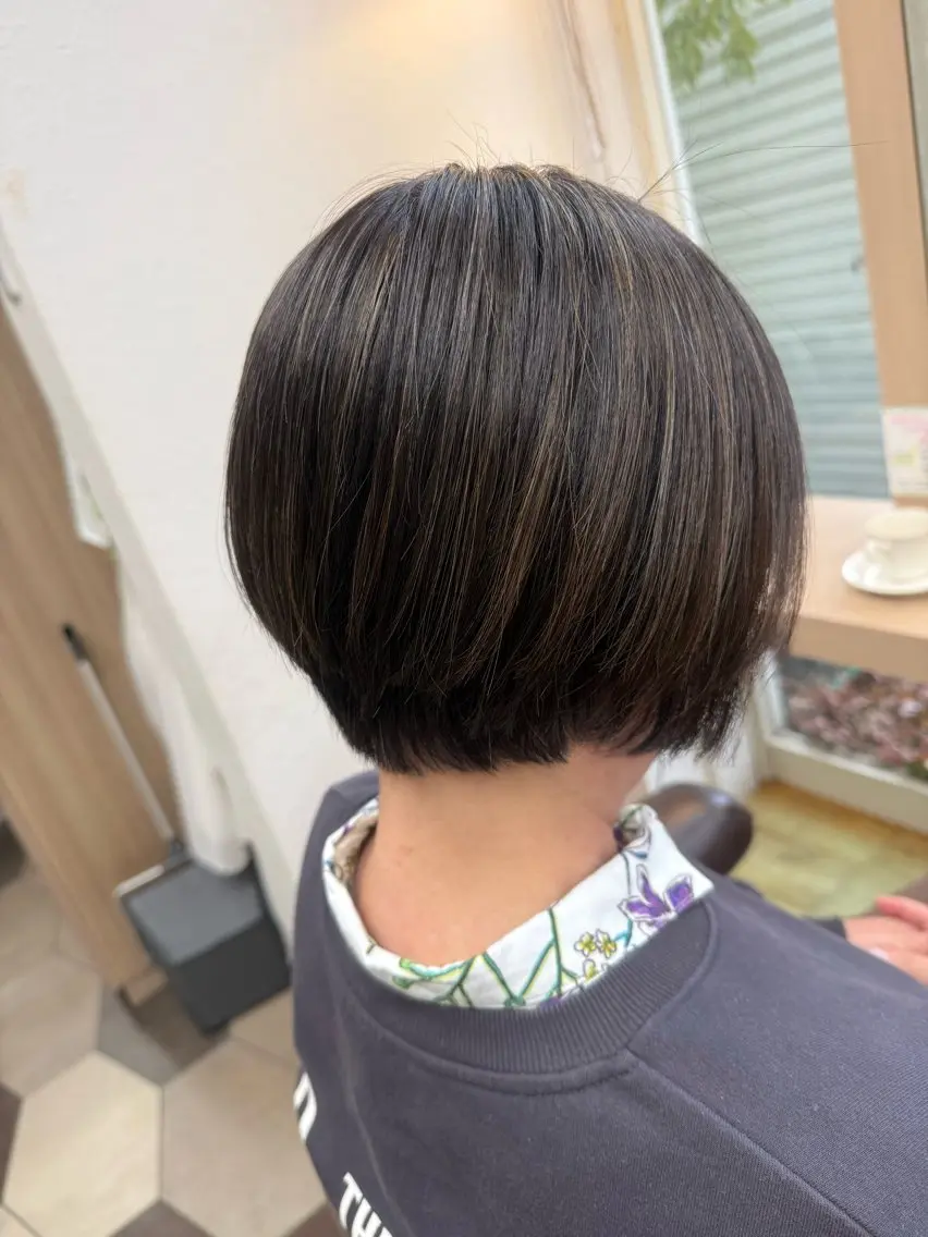 💫平日限定💫カット+白髪ぼかしハイライトの写真
