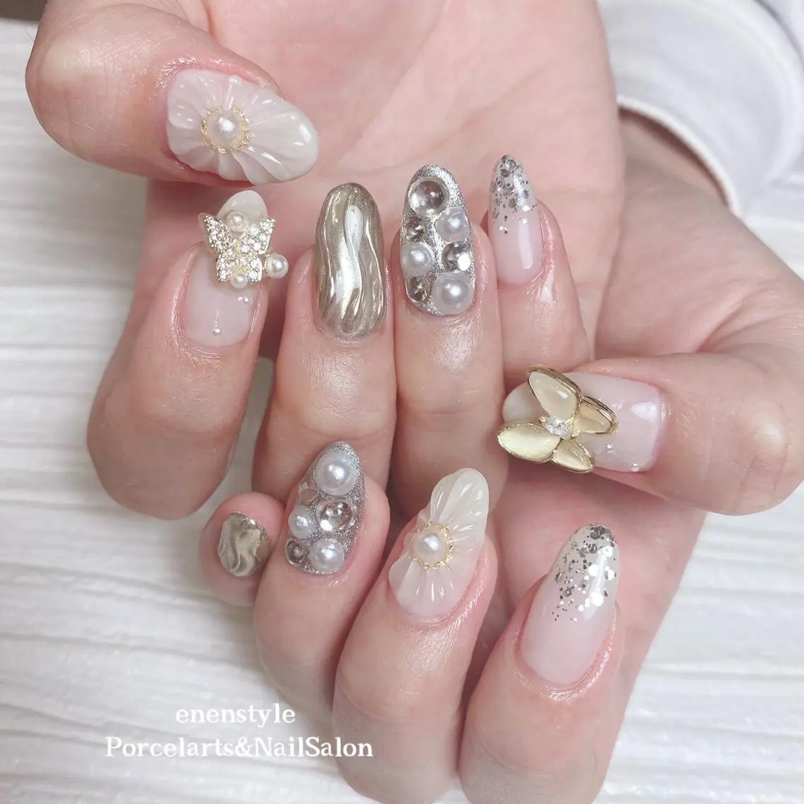 ミディアム ネイル 🐾enen style 🐾のネイルデザイン