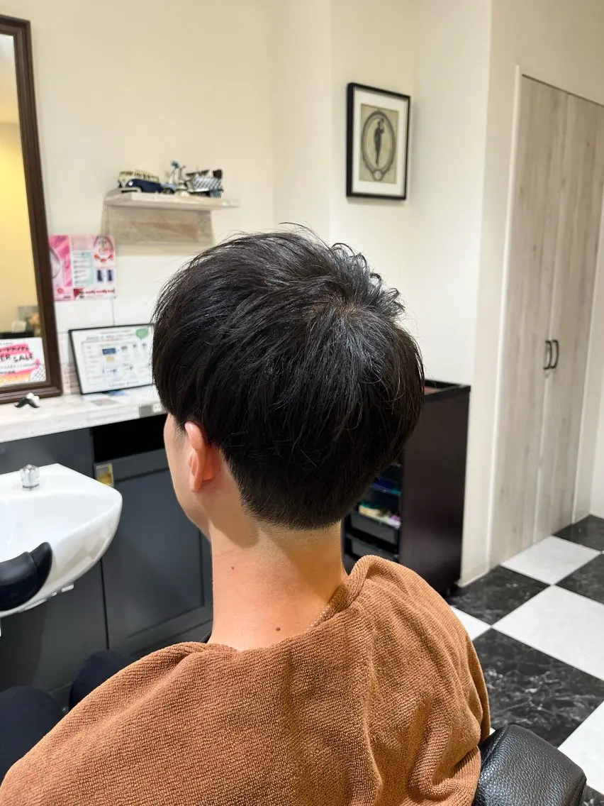 ミディアム メンズパーマ 似合わせカットのヘアスタイル