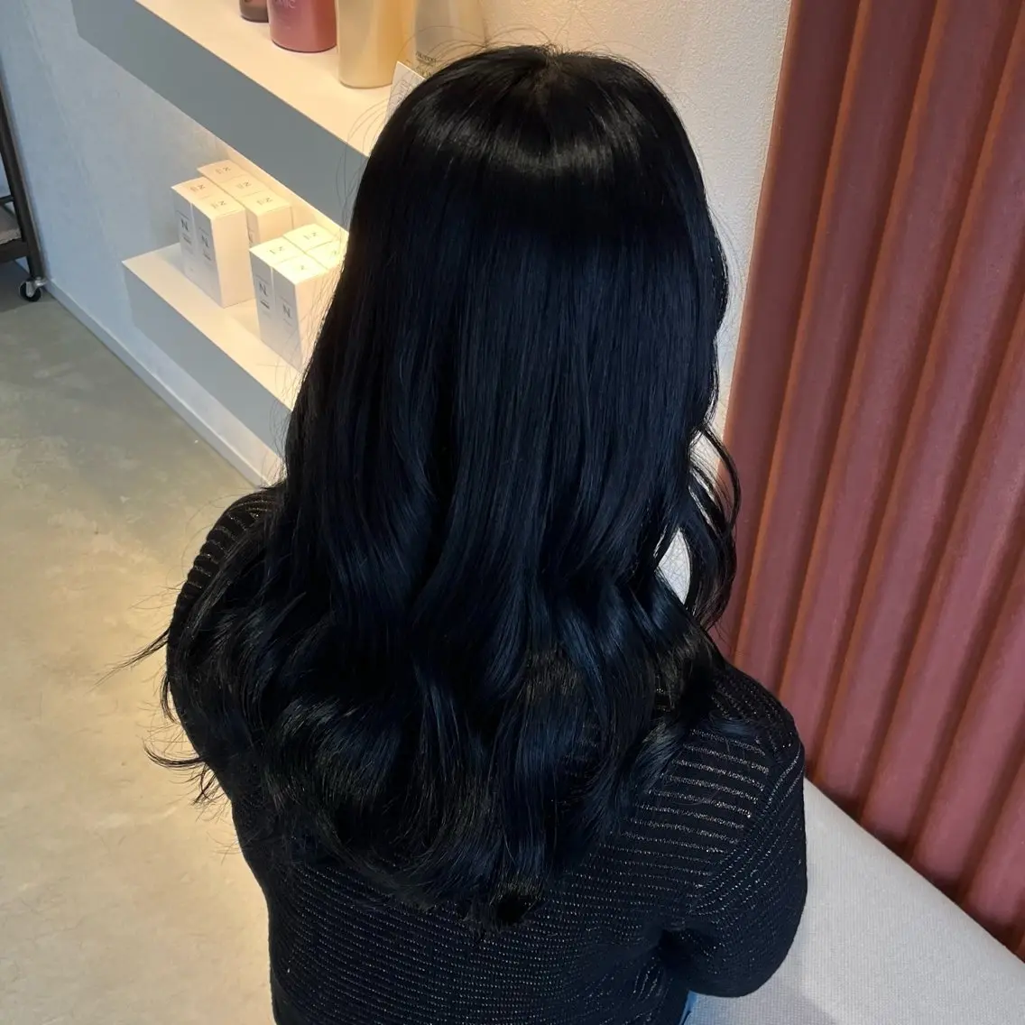 ロング カラー 黒髪 ブルーカラー ブルーブラック ヘアカラー トリートメント Cinci/ Nami 🌷のヘアスタイル