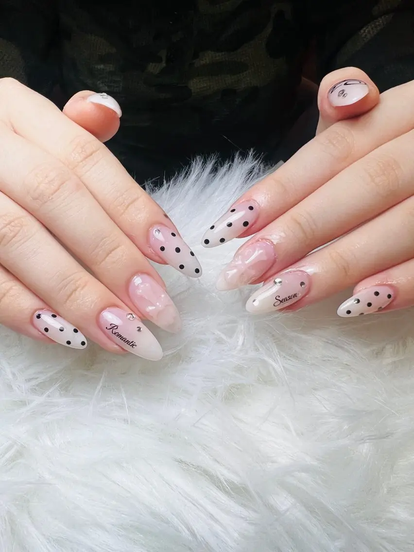 ネイル ハンドネイル Anmi Nail 新宿のネイルデザイン