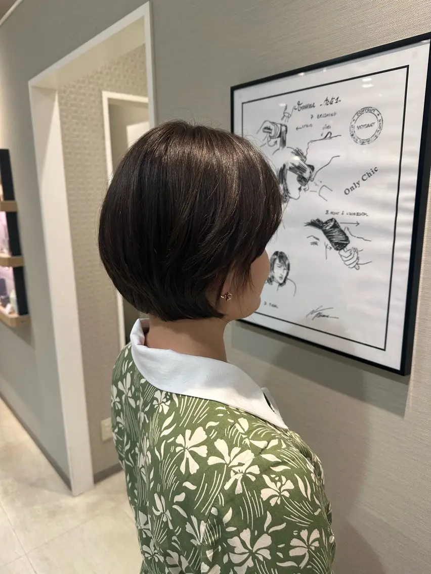 ショート 谷山 葵のヘアスタイル