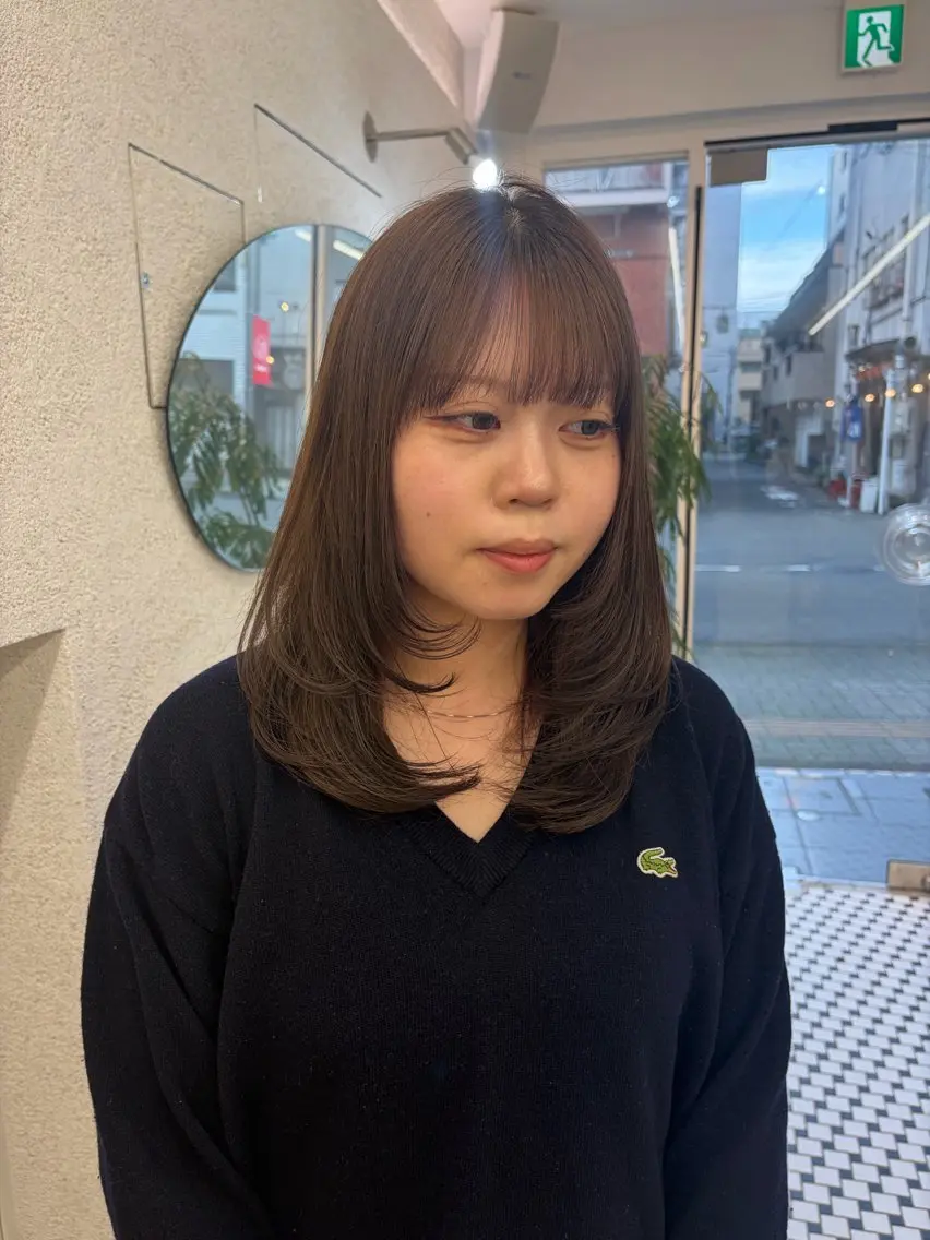 セミロング ヘアカラー トリートメント リン🔔ボブ cut まろやかベージュ🤎のヘアスタイル