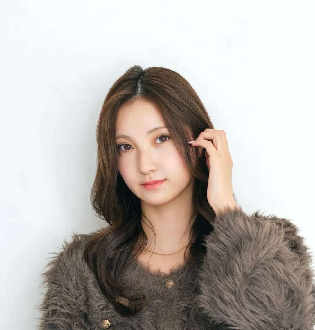 ミディアム カット ヘアカラー トリートメント SHUMA 限定メニュー有りのヘアスタイル