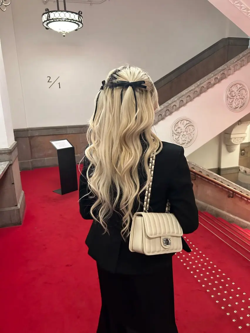 ロング カラー/エクステ 🤍ルナのヘアスタイル