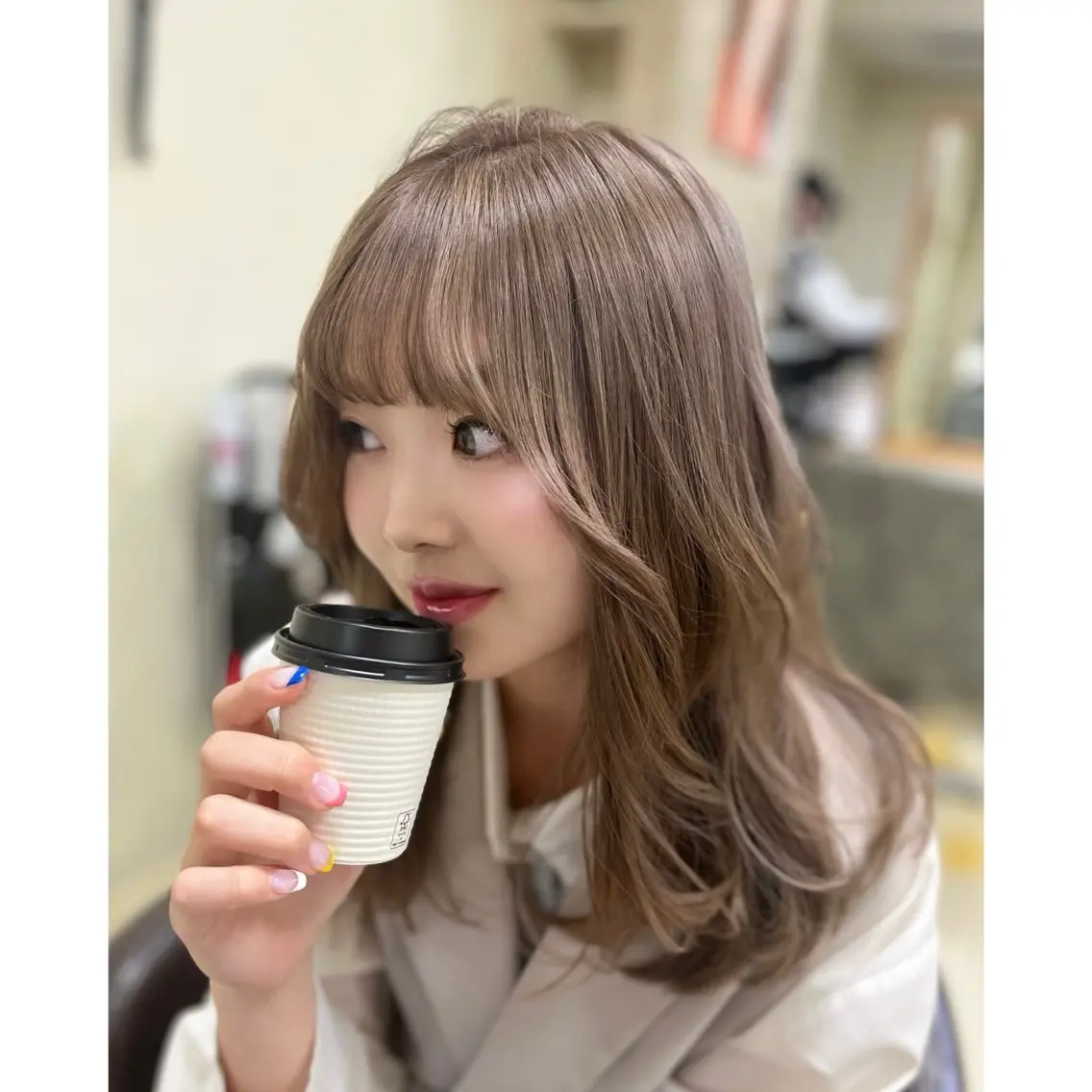 セミロング カラー 🩷珠梨【韓国ヘア】 【顔周りカット】のヘアスタイル