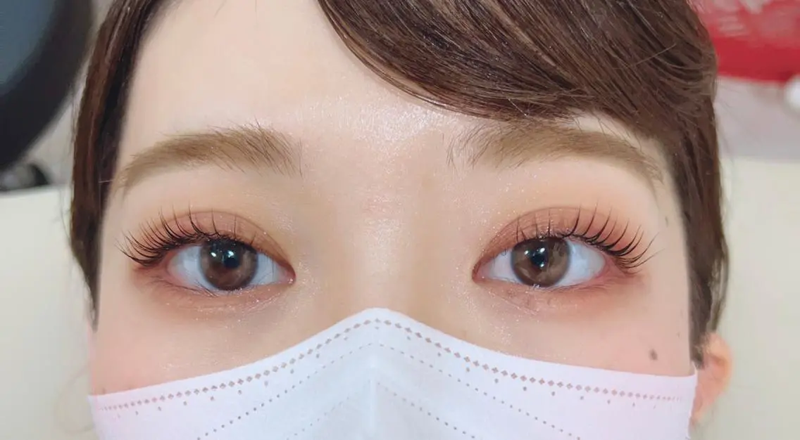 ネイル マツエク・マツパ アイブロウ 眉カラー 韓国風マツエク パリジェンヌラッシュリフト まつげパーマ ワンホンマツエク ハンドネイル フットネイル ハンドケア Nail&eye Belire 新宿のネイルデザイン