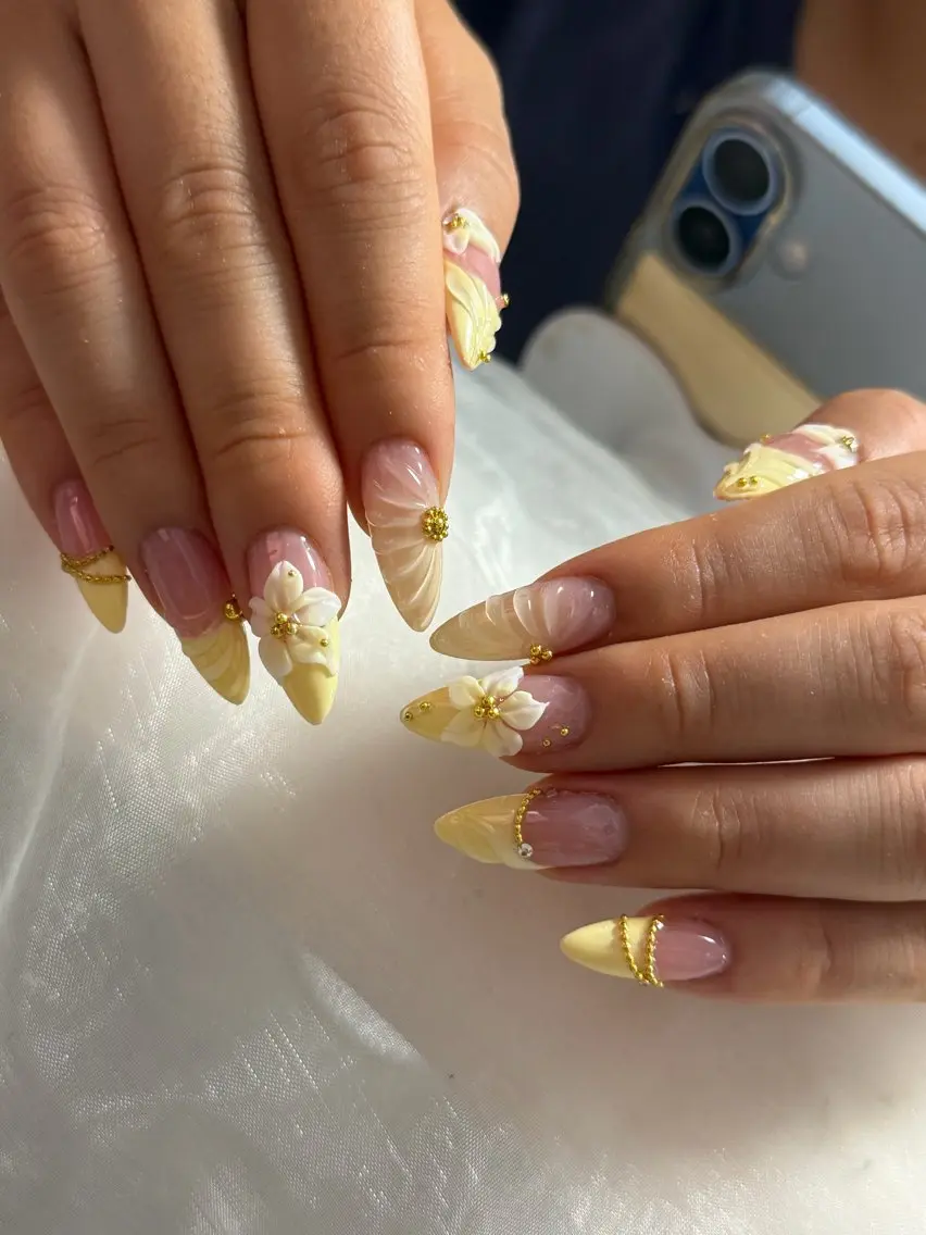 ネイル ハンドネイル Rinaky Amee Nailのネイルデザイン