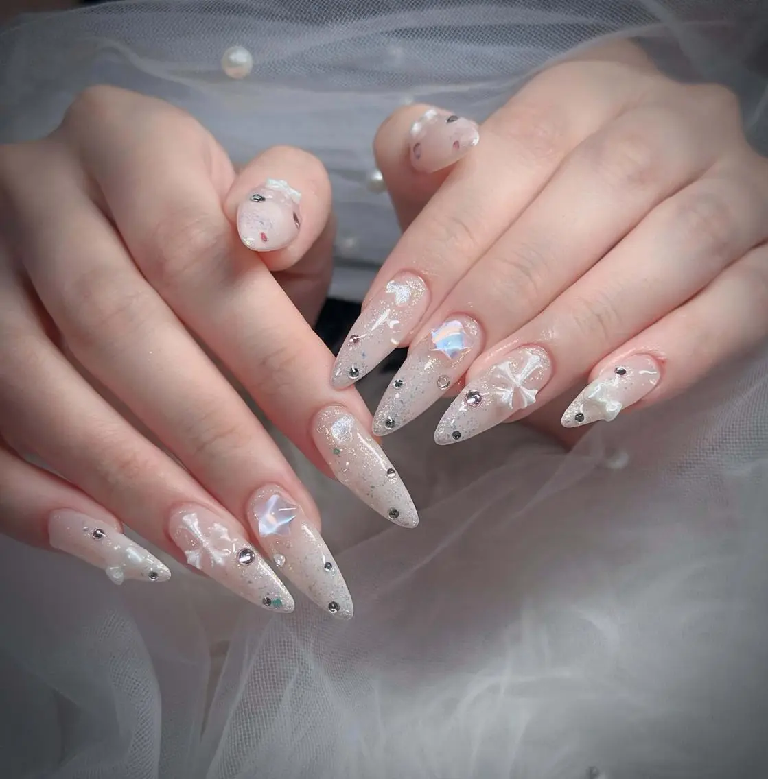 ネイル オーロラネイル フレンチネイル ジェルネイル ハロウィン キラキラネイル ハンドネイル Hbaby nailのネイルデザイン