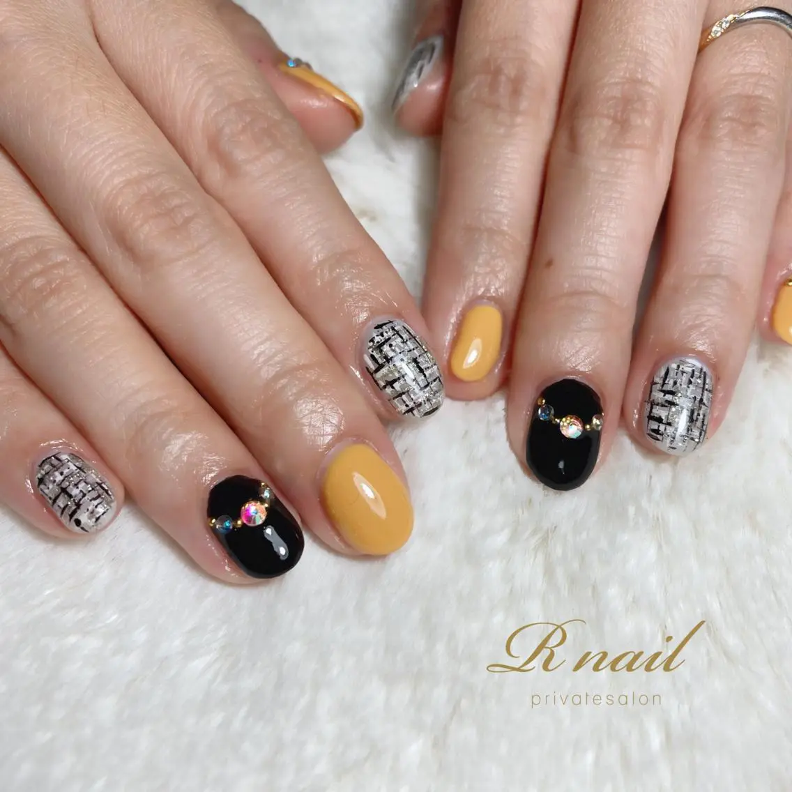 ネイル ツイードネイル R nailのネイルデザイン