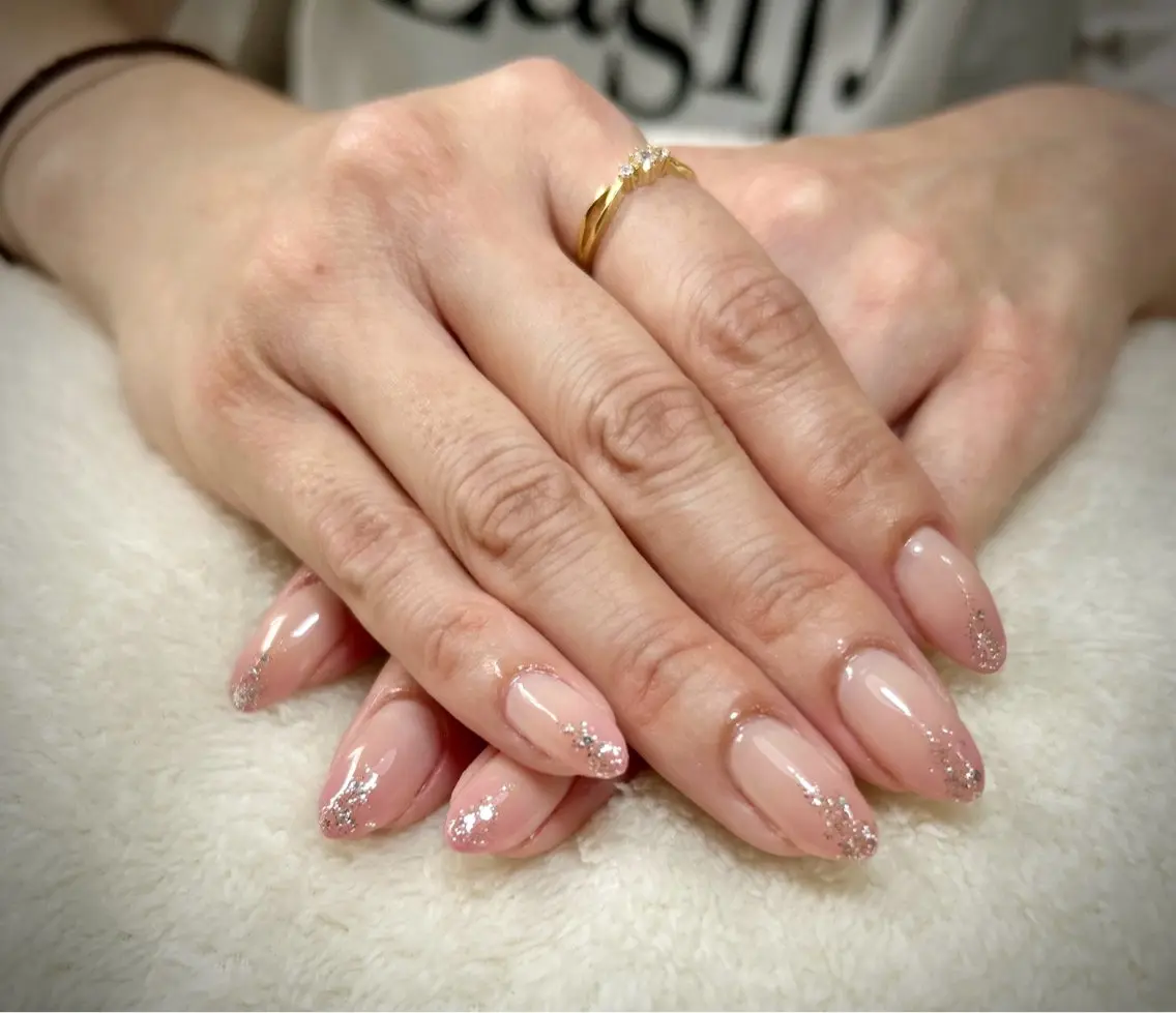 ネイル Nailsalon Latteのネイルデザイン