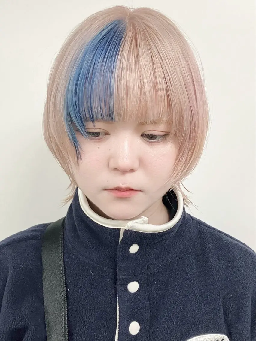 ショート 顔まわりレイヤー 姫カット レイヤーカット カット fumika推しカラ ー/レイヤーカットのヘアスタイル