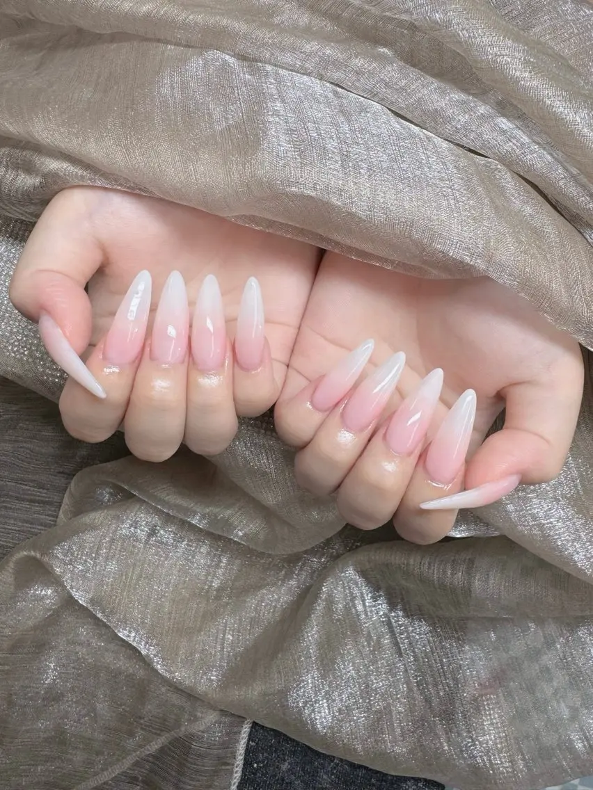 ネイル 韓国ネイル マグネットネイル ワンカラーネイル ネイルチップ Jenn Nail Salonのネイルデザイン