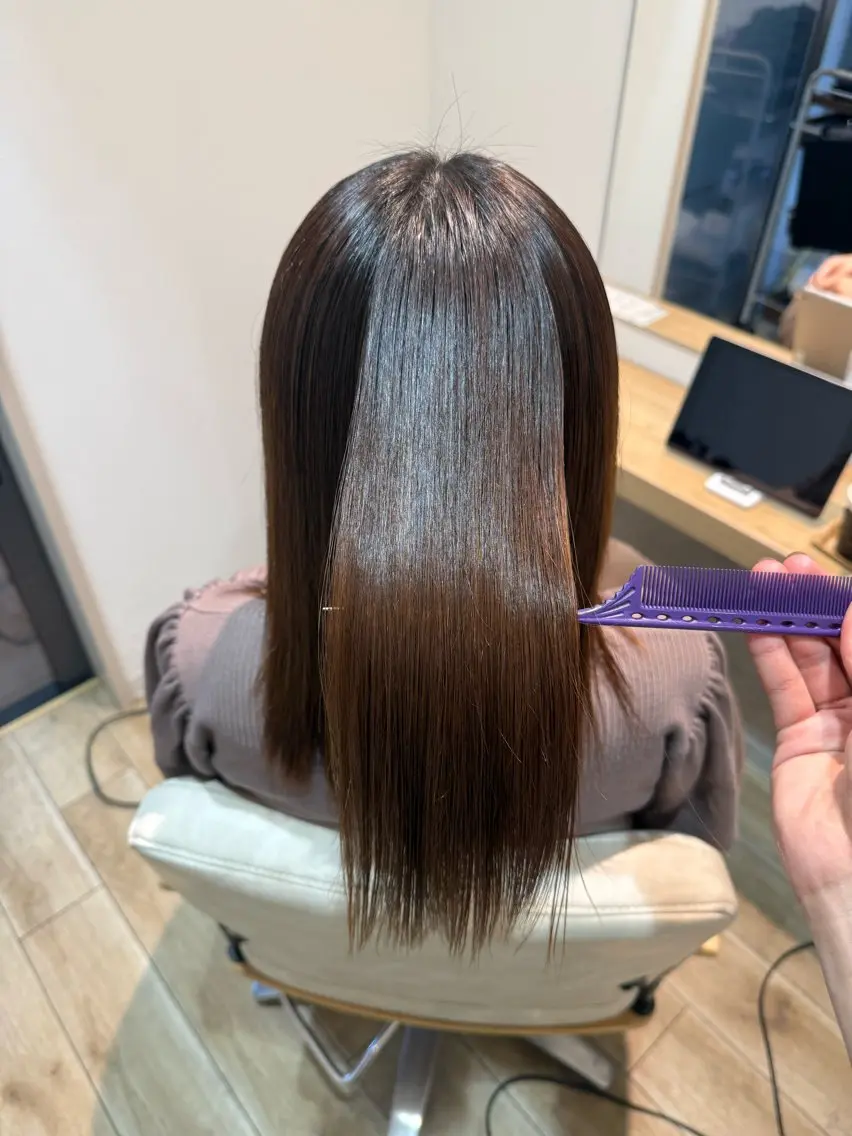 セミロング 縮毛矯正 S.O.L おうたのヘアスタイル