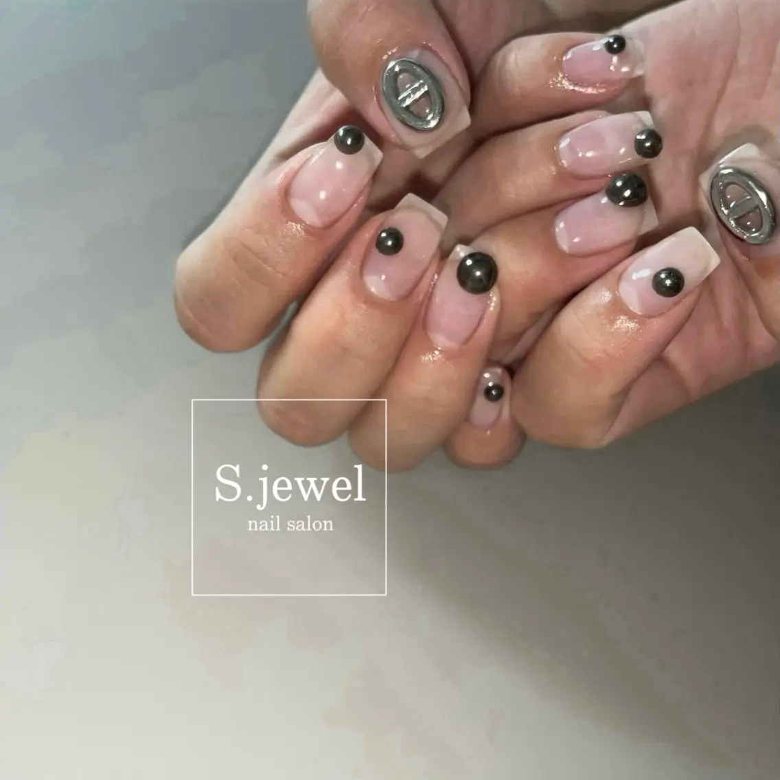 ネイル S. JEWELのネイルデザイン