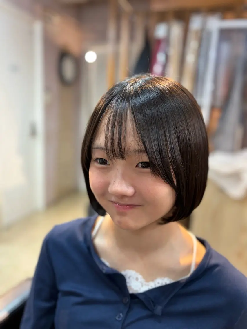 ショート 多幸感 /透明感カラー/リサのヘアスタイル