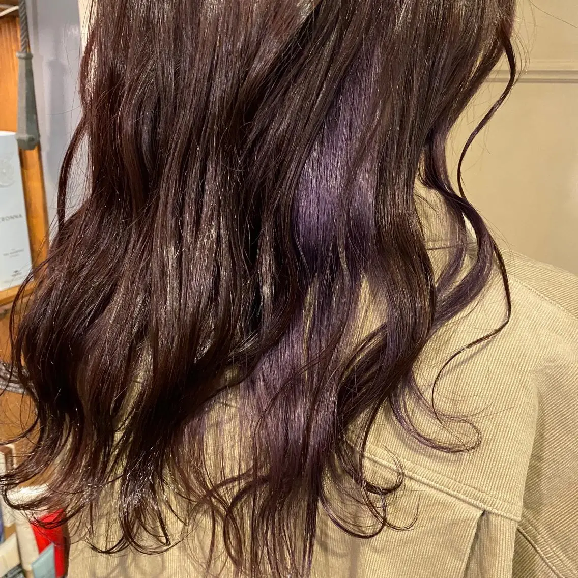 ロング カラー ブリーチ パープルカラー カット ヘアカラー トリートメント ヘッドスパ BRITS 渡辺 菜々子のヘアスタイル