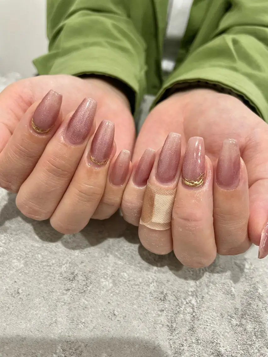 ネイル 持ち込み ハンドネイル Raviliss ♡のネイルデザイン