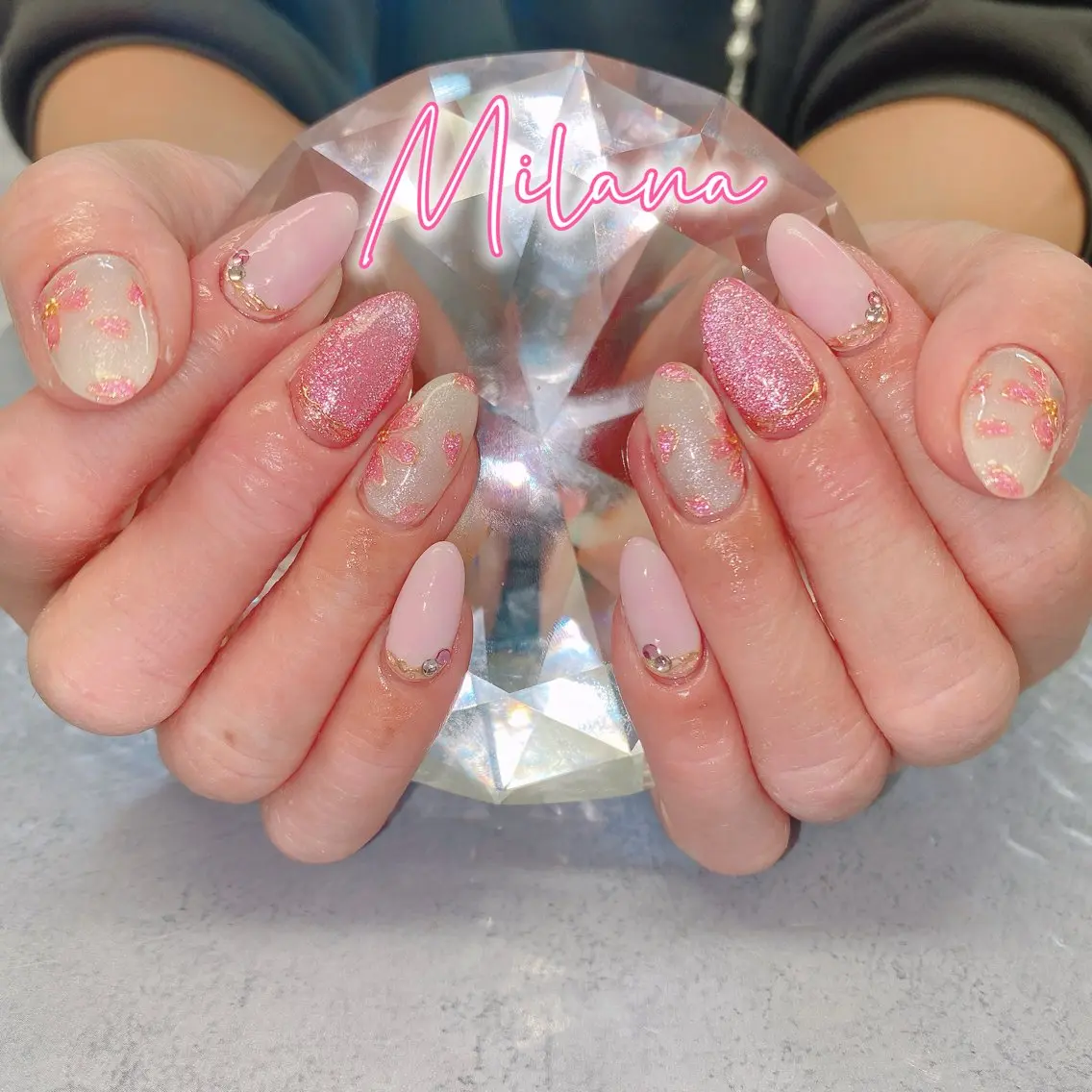 ネイル 桜ネイル マグネットネイル ハンドネイル Milana （研修生メニュー）のネイルデザイン