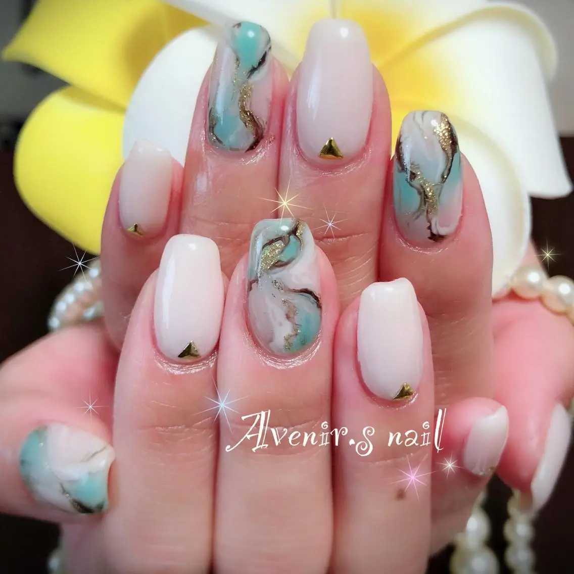 ネイル スクエアネイル Home Salon Avenir.のネイルデザイン