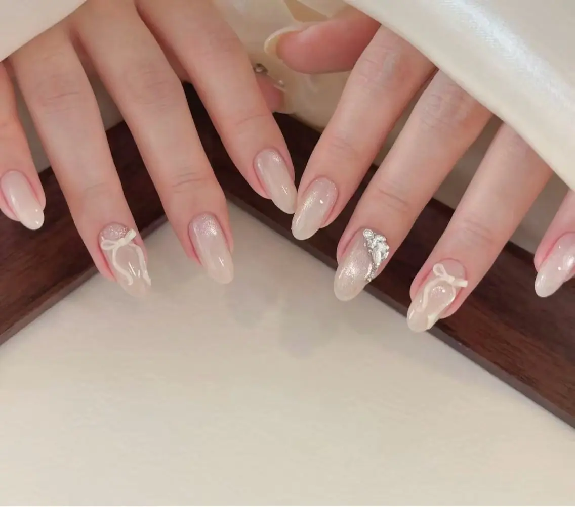 ネイル チークネイル フットネイル フレンチネイル ガーリー キラキラネイル Rika Nail salon 1のネイルデザイン