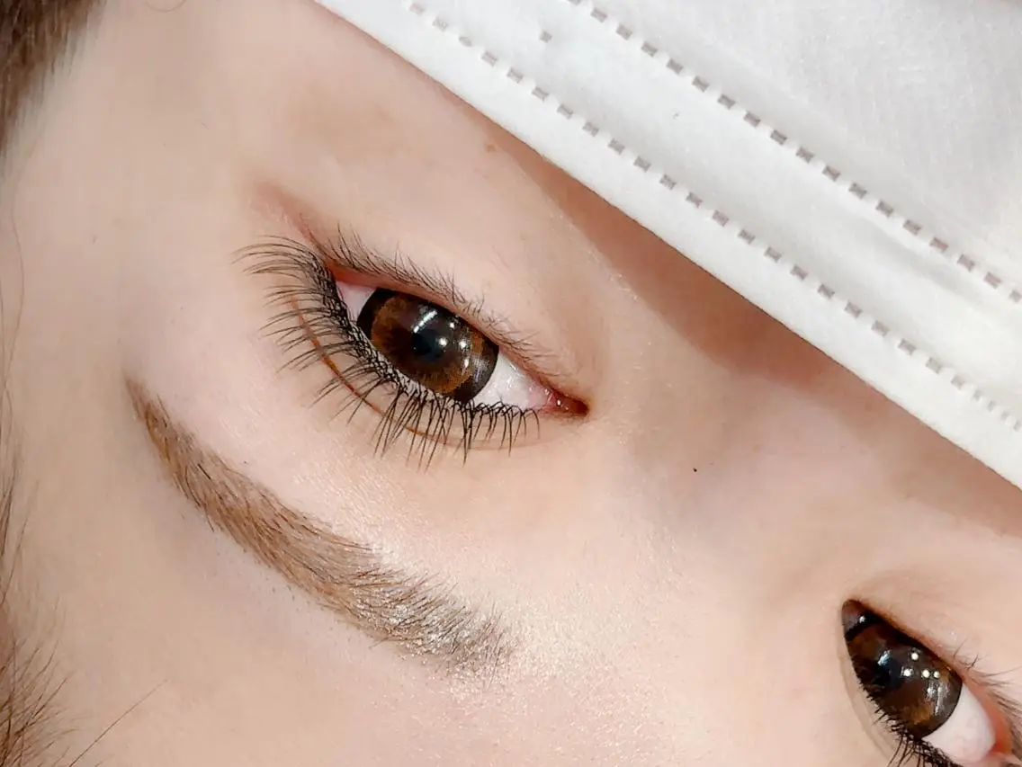 アイブロウ PEARL~パール~ スタッフ用の眉毛・アイブロウイメージ