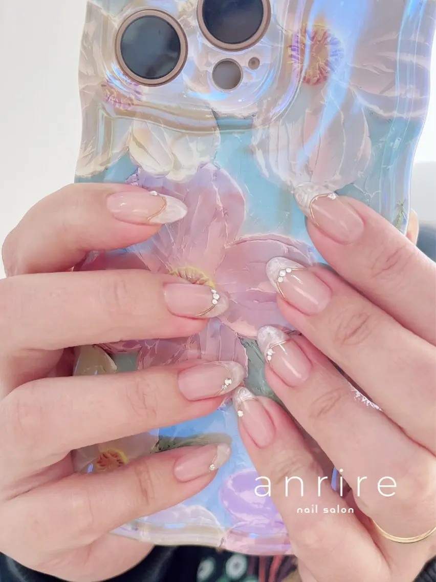 ネイル フレンチネイル ジェルネイル ゴールド キラキラネイル ミラーネイル nailsalon anrireのネイルデザイン